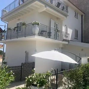 Il Fiore Bianco Bed & Breakfast
